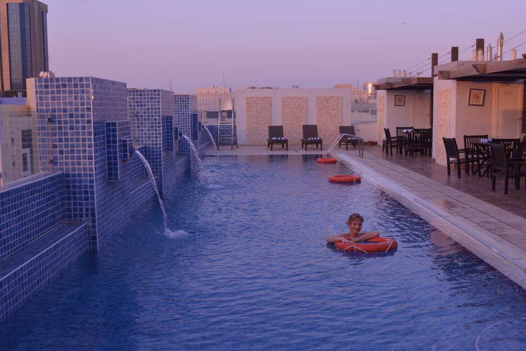 Tulip Hotel Apartments Dubai Exterior photo